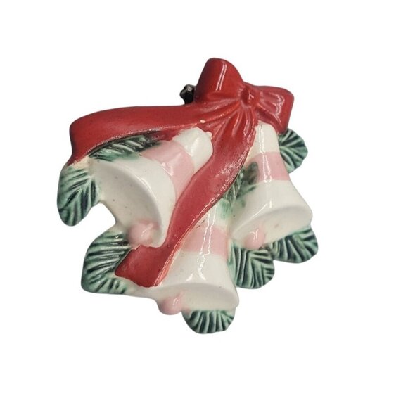 Holland Mold Christmas Brooch Handmade Handpainted Bells Holly Ribbon Vintage - Picture 4 of 9